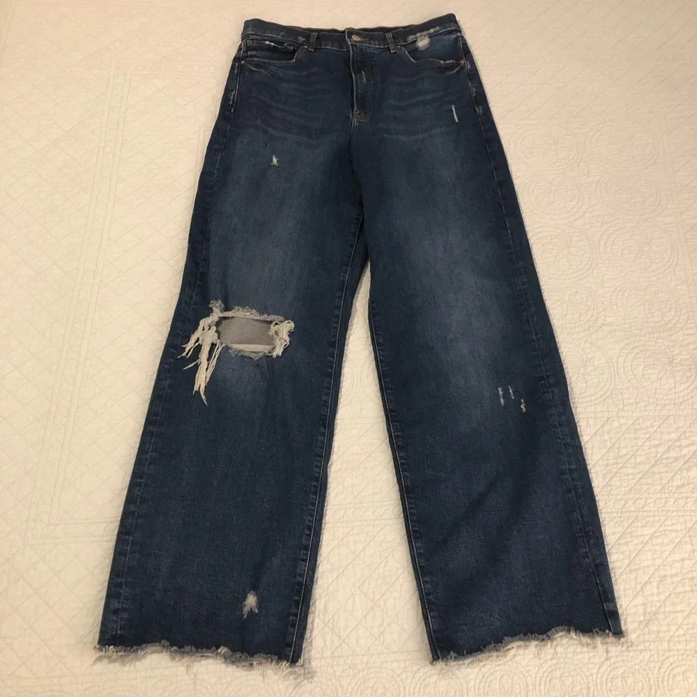 Express 90’s wide leg super high rise jeans. Size 12.